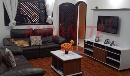 Sobrado de 200m² com 4 quartos em Furnas