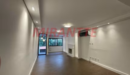 Sobrado de 180m² com 3 quartos em Água Fria