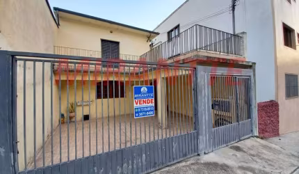 Sobrado de 190m² com 3 quartos em Santana