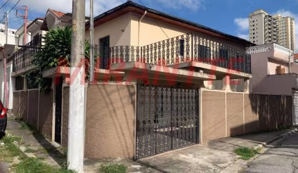 Sobrado de 200m² com 3 quartos em Santana