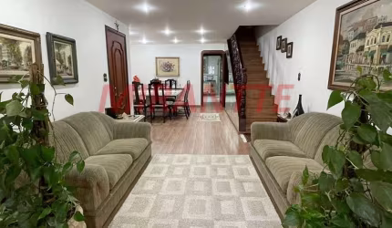 Sobrado de 180m² com 3 quartos em Parada Inglesa