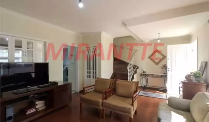 Sobrado de 150m² com 3 quartos em Santana