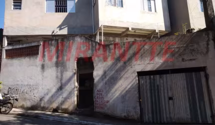 Sobrado de 152m² com 7 quartos em Jardim Peri