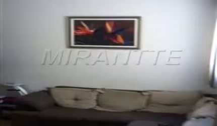 Apartamento de 50m² com 2 quartos em Vila Amalia