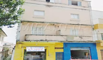 Comercial de 240m² em Casa Verde
