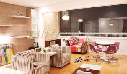 Apartamento de 234m² com 3 quartos em Vila Gumercindo