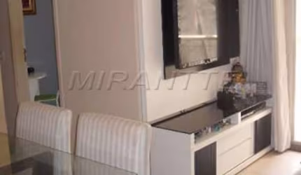 Apartamento de 50m² com 2 quartos em Jardim Centenario