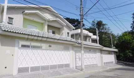 Sobrado de 162m² com 3 quartos em Jardim da Campina