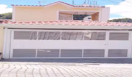 Sobrado de 120m² com 3 quartos em Jardim Consorcio
