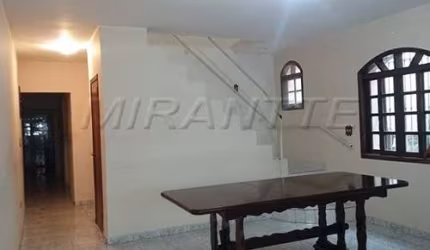 Sobrado com 4 quartos em Vila Madalena
