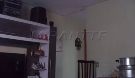 Apartamento de 48m² com 2 quartos em Cachoeirinha