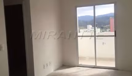 Apartamento de 53m² com 2 quartos em Vila Aurora