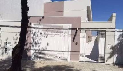 Cond. fechado de 84m² com 3 quartos em Vila Santa Clara