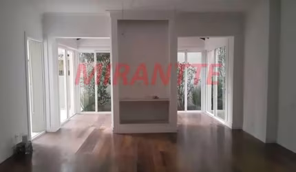 Sobrado de 700m² com 3 quartos em Morumbi