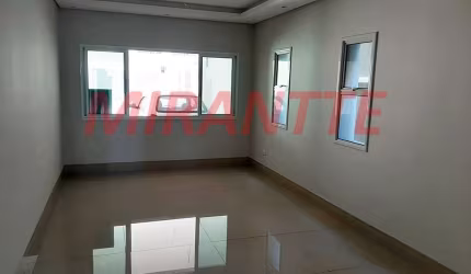 Sobrado de 240m² com 3 quartos em Parque Sao Domingos