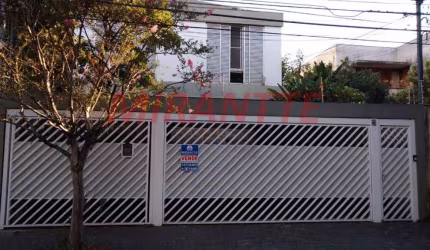 Sobrado de 205m² com 4 quartos em Brooklin