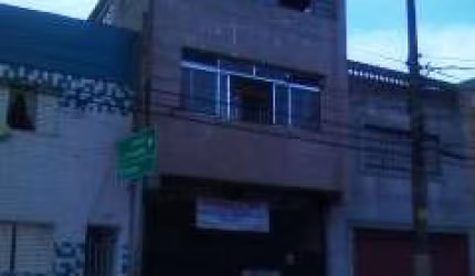 Sobrado com 4 quartos em Brás