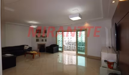 Apartamento de 224m² com 4 quartos em Santana