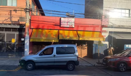 Comercial de 240m² em Jardim Brasil