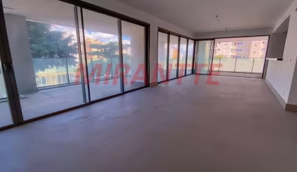 Apartamento de 255m² com 4 quartos em Santana