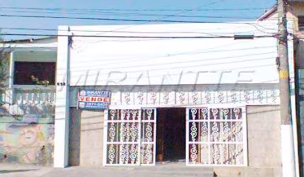 Comercial de 156m² em Parada Inglesa