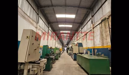 Galpao de 1770m² em Brás