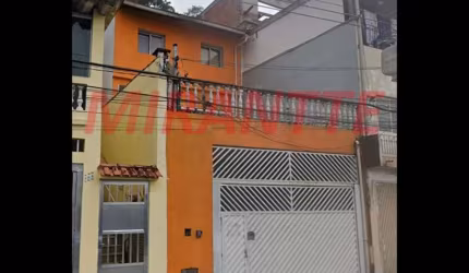 Sobrado de 105m² com 4 quartos em Pedra Branca