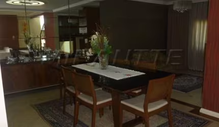 Sobrado de 267m² com 3 quartos em Jardim Virginia Bianca