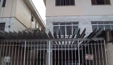 Sobrado de 150m² com 3 quartos em Vila Ester