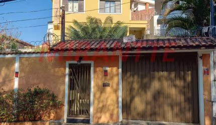 Sobrado de 212m² com 5 quartos em Jardim Guapíra