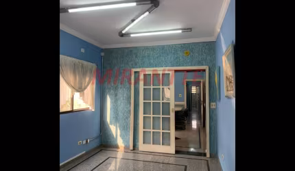 Comercial de 264m² em Santana