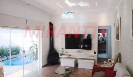 Sobrado de 157m² com 3 quartos em Tremembe