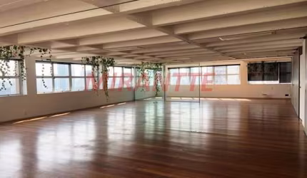 Comercial de 201m² em Jardim Paulistano