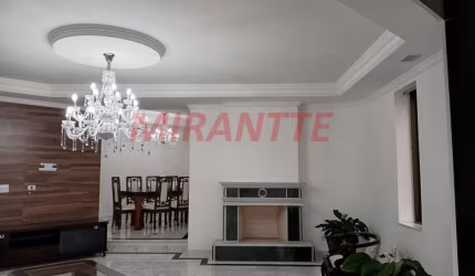 Apartamento de 207m² com 3 quartos em Santana