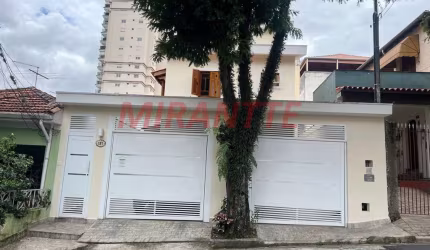 Sobrado de 132m² com 3 quartos em Santana