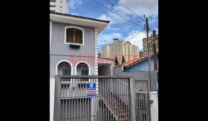Sobrado de 141m² com 3 quartos em Água Fria