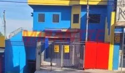 Comercial de 650m² em Limão