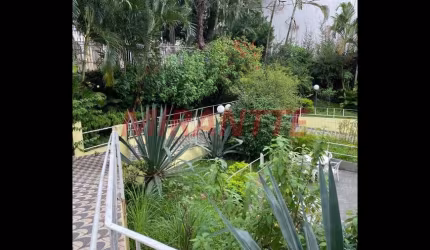 Comercial de 581m² em Vila Medeiros