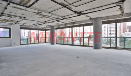Apartamento de 358.67m² com 4 quartos em Vila Nova Conceição