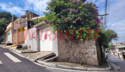 Casa terrea de 193m² com 4 quartos em Casa Verde Alta