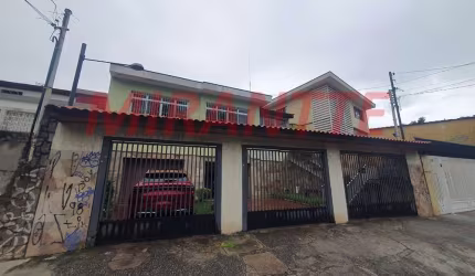 Sobrado de 221m² com 3 quartos em Vila Nova Parada