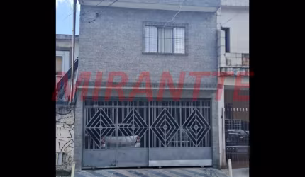 Sobrado de 92m² com 4 quartos em Jardim Modelo