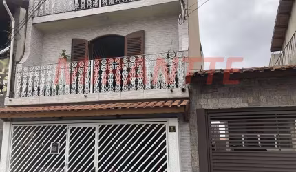 Sobrado de 330m² com 6 quartos em Jardim Santa Clara