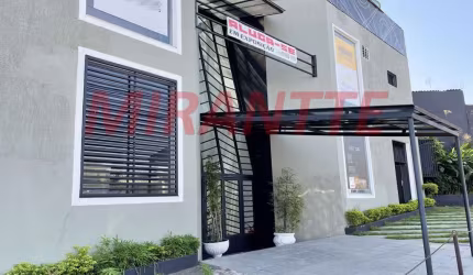Comercial de 550m² em Guarulhos - Parque Renato Maia