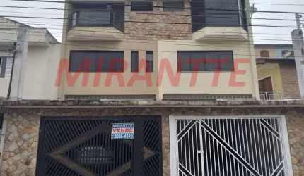 Sobrado de 280m² com 3 quartos em Parque Continental