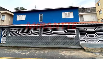 Sobrado de 261m² com 3 quartos em Vila Silveira