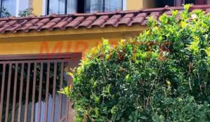 Sobrado de 198m² com 3 quartos em Parque Continental II
