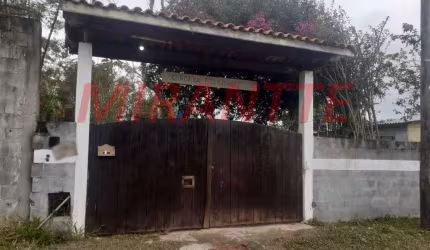 Chácara de 200m² com 3 quartos em Centro