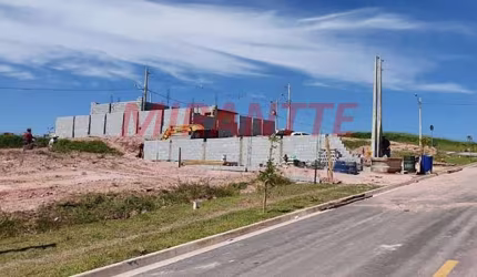 Terreno em Terra Preta