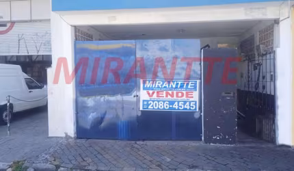 Sobrado de 180m² com 4 quartos em Jardim Pinhal